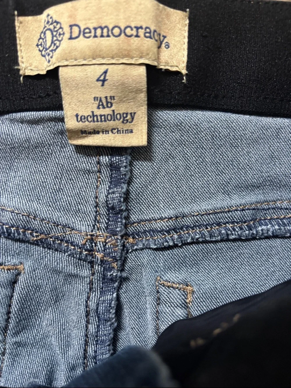 Democracy dark wash